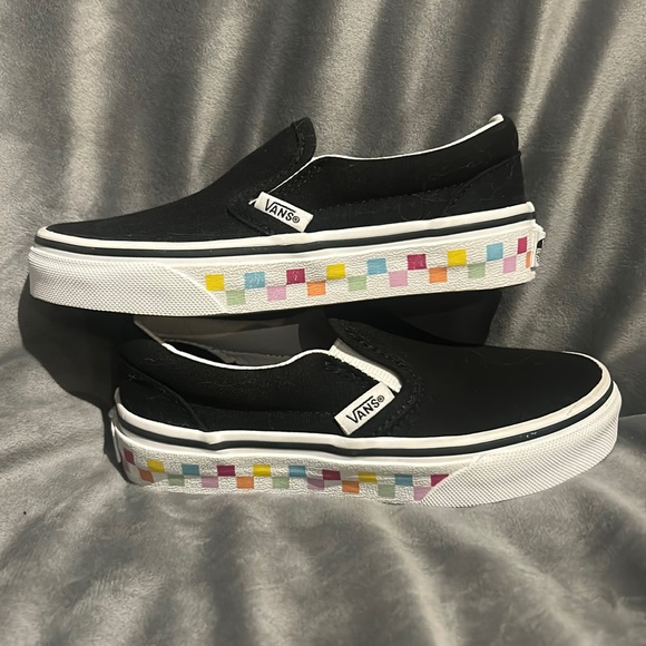 Vans Other - Girls Vans 11.0 black canvas pastel checker sole Easter new